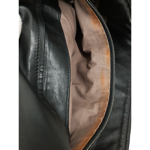 Bottega Veneta Intrecciato Shoulder Bag - Picture 5 of 9